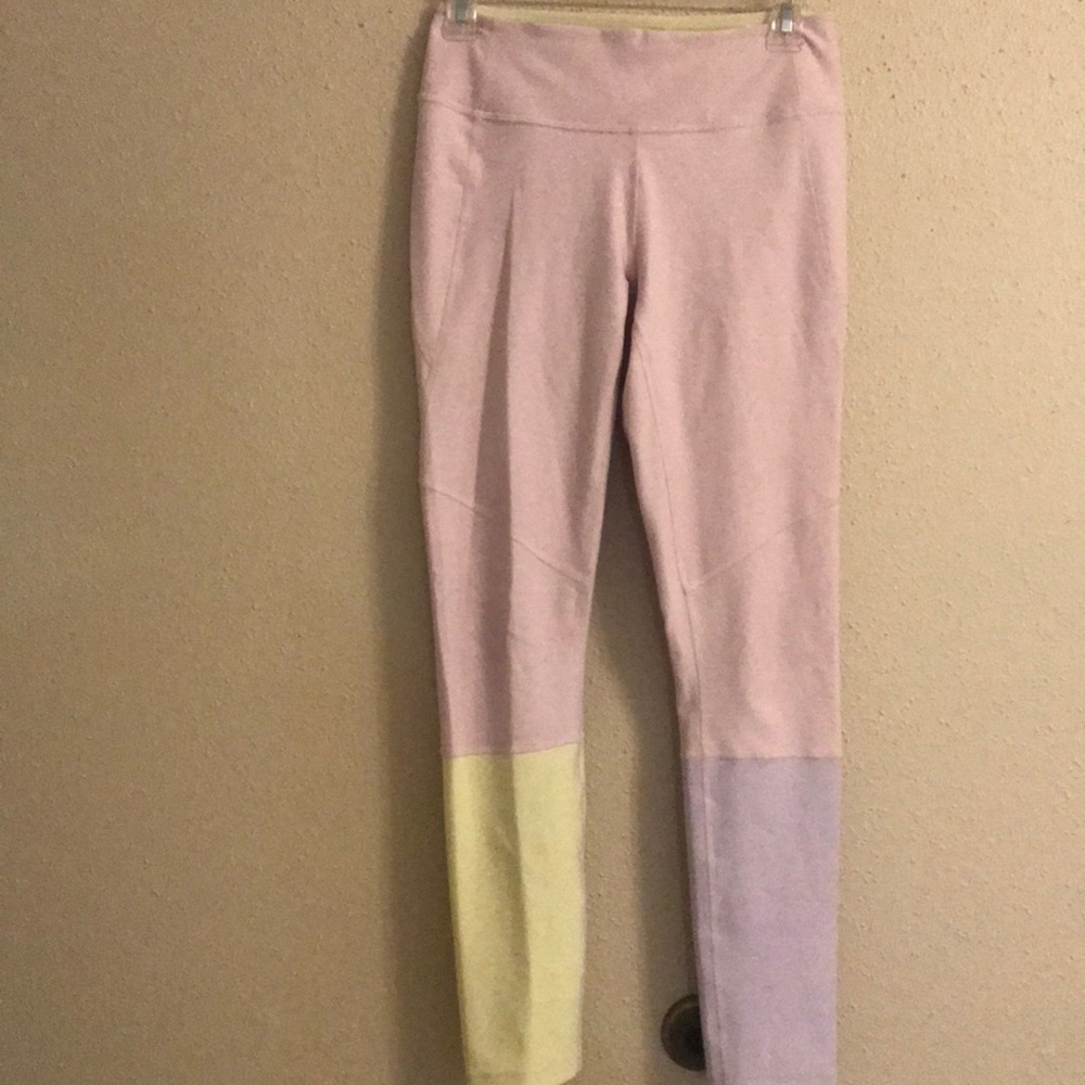 Outdoor voices 7/8 dipped leggings